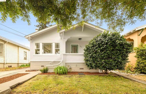 Photo of 804 Madison St ST, Albany, CA 94706 (MLS # 41147521)