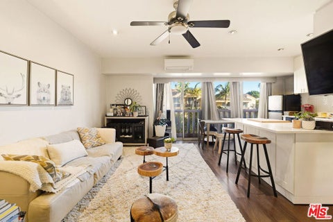 Photo of 999 N Doheny Drive #104, West Hollywood, CA 90069 (MLS # 26943499)