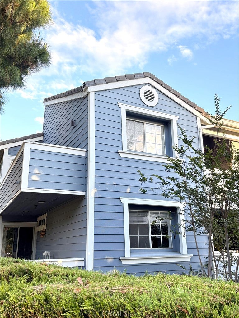 101 South Lakeview Avenue 101E