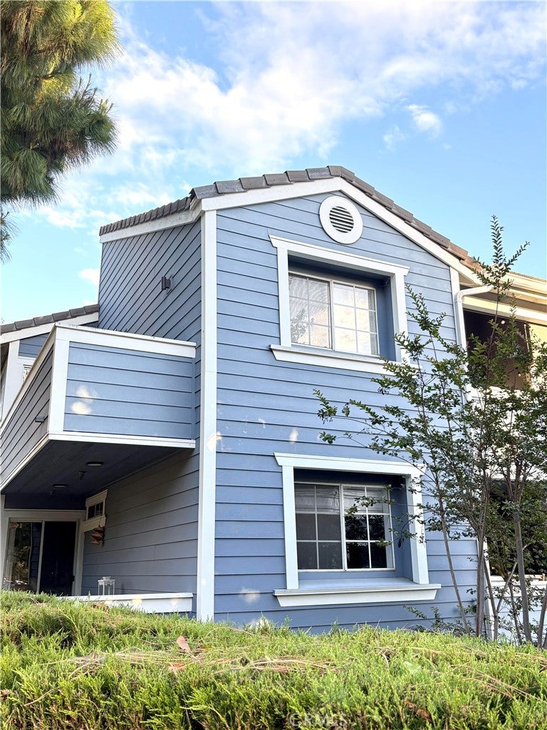 101 South Lakeview Avenue 101E