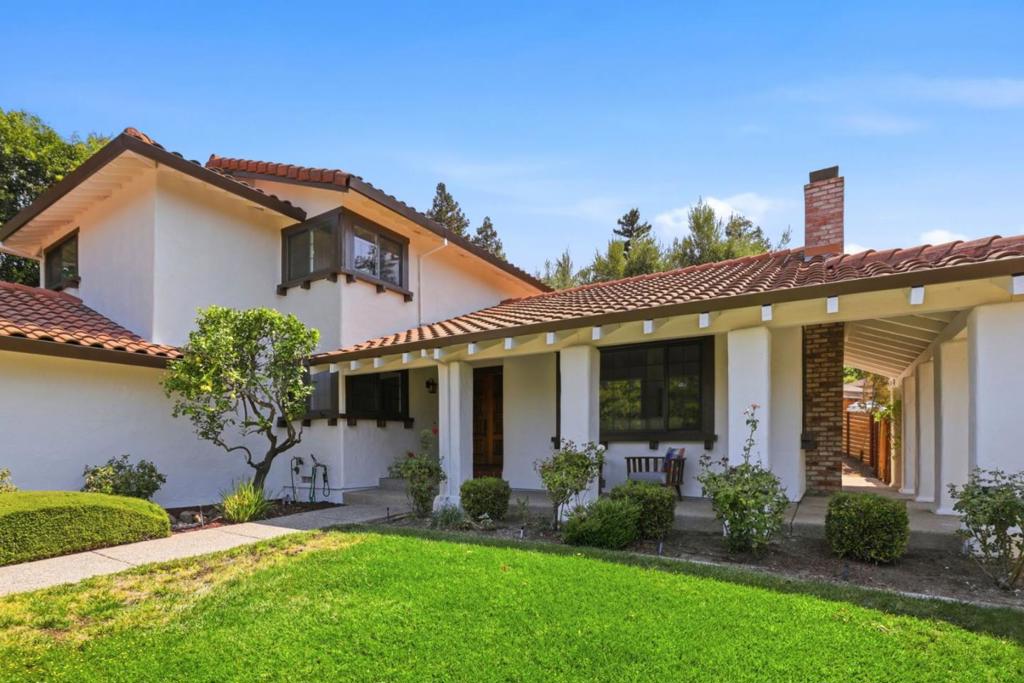 16710 Trail Drive