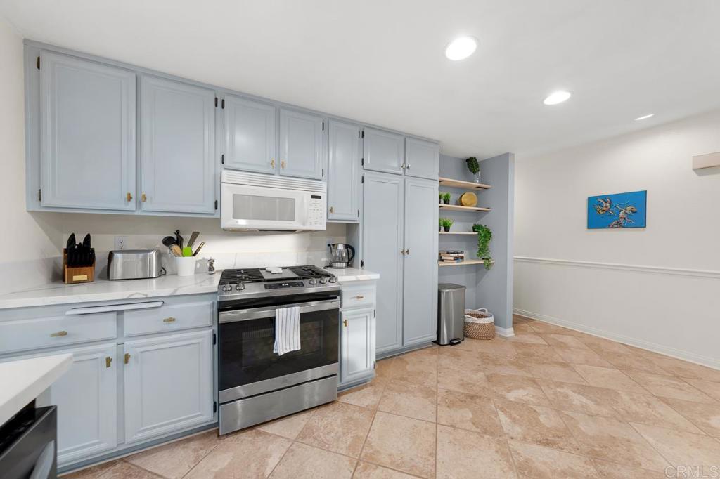 1018 Bridle Path Way