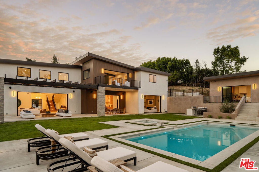 38 Dapplegray Road