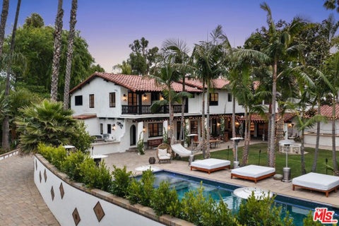 Photo of 9451 Sunset Boulevard, Beverly Hills, CA 90210 (MLS # 26856005)