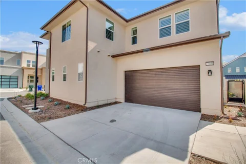MLS: SR26166838