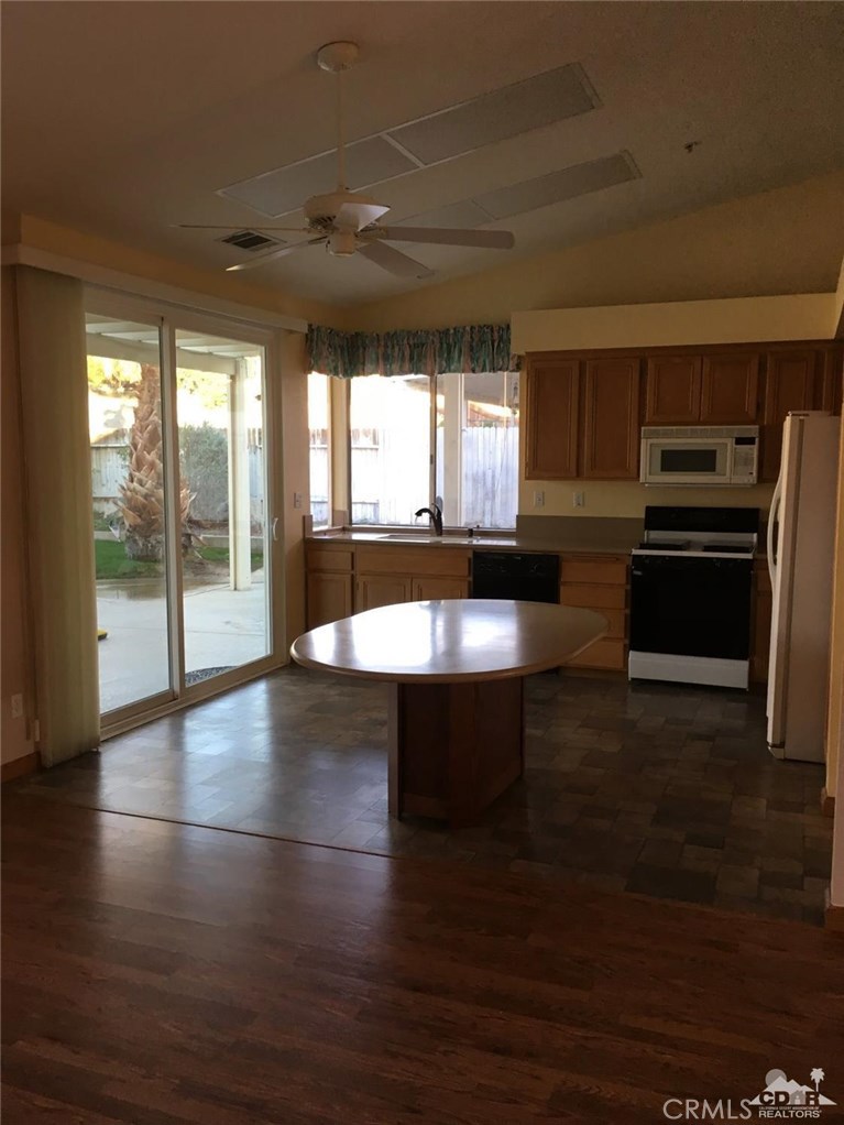 Rancho Del Oro - Residential