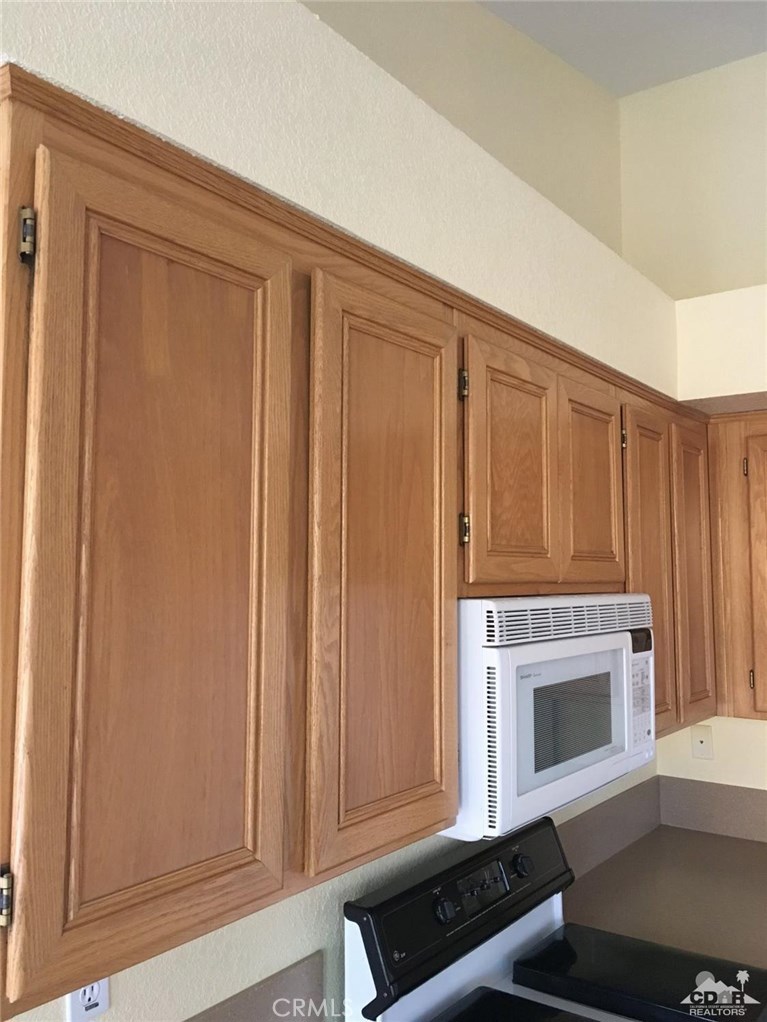 Rancho Del Oro - Residential