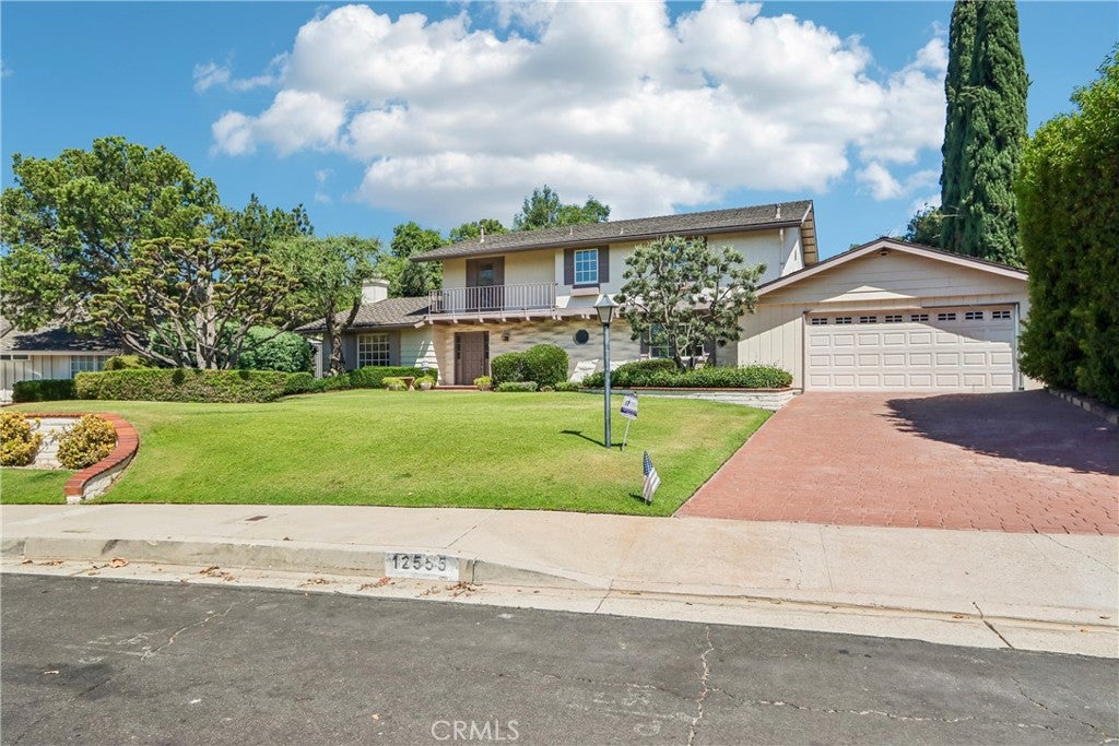 12555 Nedra Drive