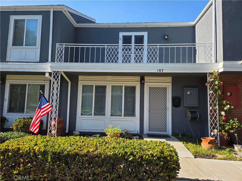 Located in the heart of Costa Mesa, this Monticello 3 bedroom, 2 bathroom townhome has been beautifully remodeled for your comfort and convenience. Enter to the living room, where a wall of windows bring in light, an ocean breeze, and a view of the courtyard. The downstairs is enhanced by durable luxury vinyl flooring throughout and the thoughtfully designed galley kitchen includes soft close drawers & doors, under cabinet lighting, farmhouse sink, pullout cabinets for spices, cooking utensils, trash and recycling. The unique almond cabinets and quartz counter tops & backsplash give the home a modern feel, as do all of the smart features. The ring doorbell, ceiling fans, and some of the new kitchen appliances can be controlled with your phone! The downstairs bedroom opens out to a private outdoor space with a laundry closet (washer & dryer are included). Venture upstairs where the flooring is wood. 2 large bedrooms each have a wall of closets and share a bathroom with a walk in luxury shower suitable for seniors, disabled persons or spoiled blessed folks that work hard and deserve 8 shower heads massaging them with warm water from the newly installed water heater. The primary bedroom has french doors that open to a large balcony where you can enjoy your morning coffee or a good book on a sunny day. Other features include a 2-car garage, additional storage under the stairs, and dual paned windows. Surrounding Costa Mesa offers restaurants, shopping, the Orange County Fair & Event Center, Hoag Hospital, golf courses and country clubs. Apart from that the ocean is 4 miles away, with all THAT has to offer. Welcome home.