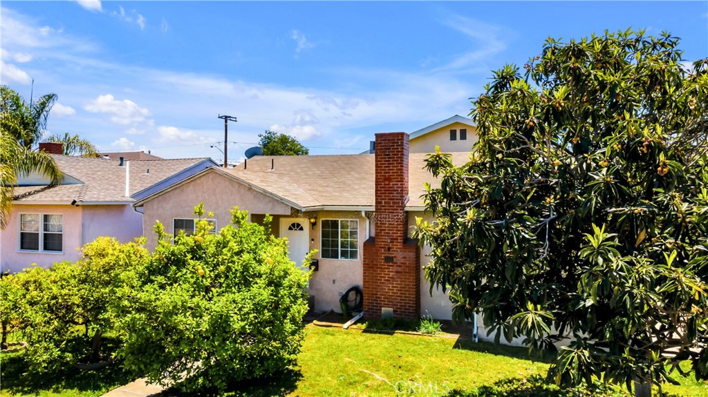 2116 Marine Avenue