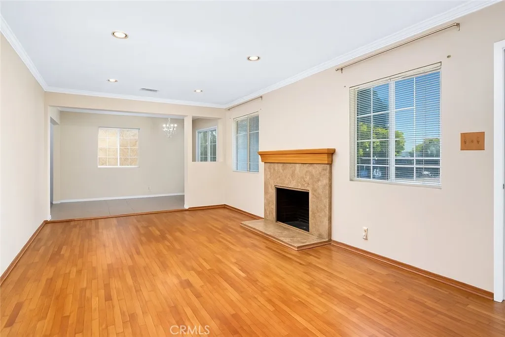 Gardena, California 90249, United States, 6 Bedrooms Bedrooms, ,4 BathroomsBathrooms,Residential,Active,161351