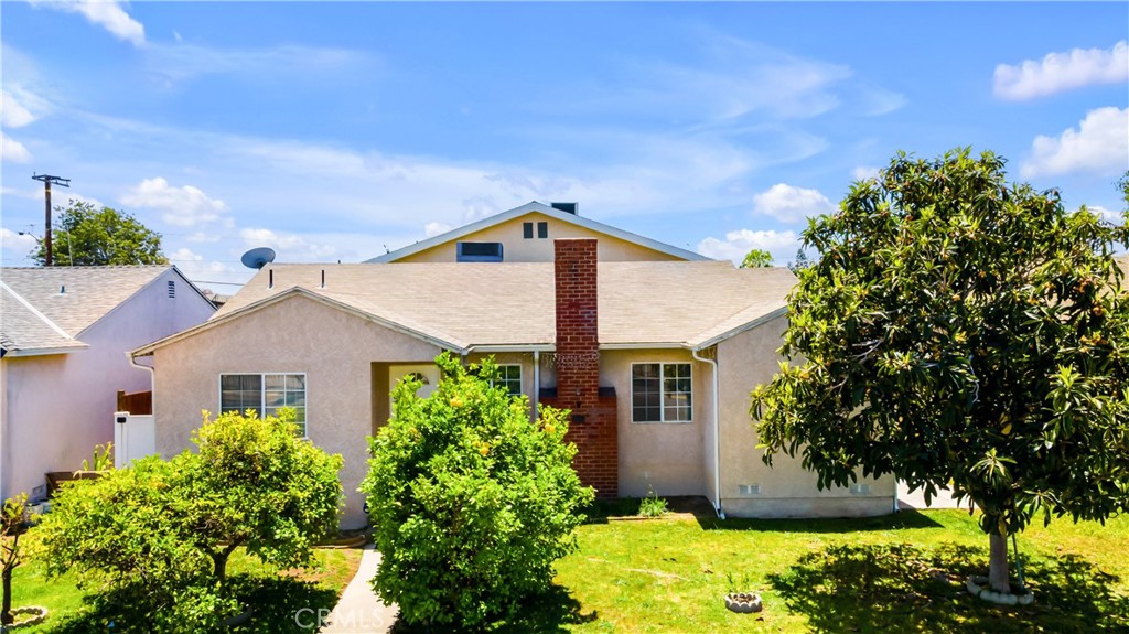 2116 Marine Avenue