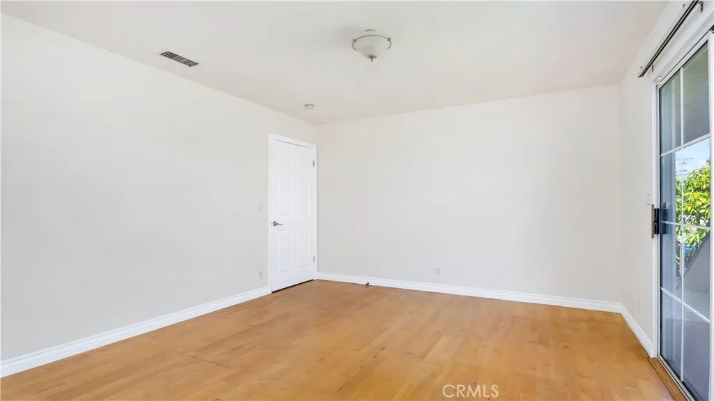 Gardena, California 90249, United States, 6 Bedrooms Bedrooms, ,4 BathroomsBathrooms,Residential,Active,161351