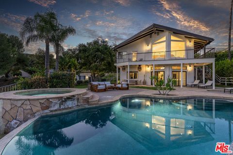 130 Dapplegray Road Bell Canyon CA 91307