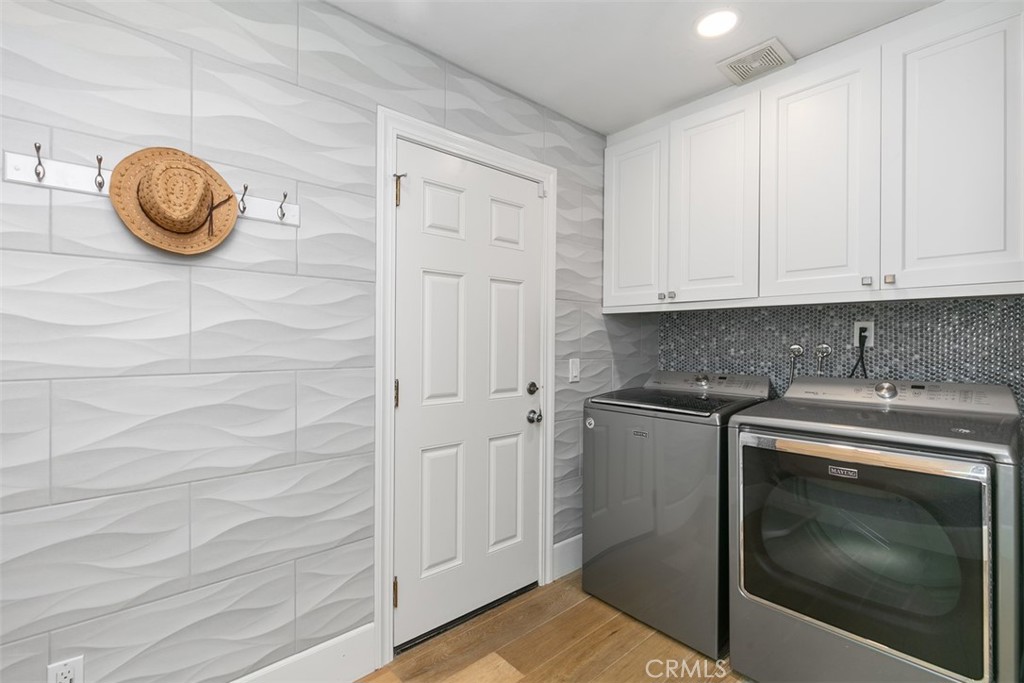 Casa Dana (CD) - Residential Lease