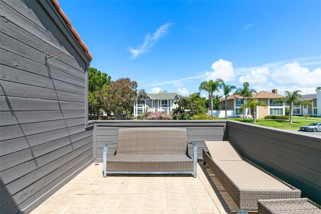Casa Dana (CD) - Residential Lease