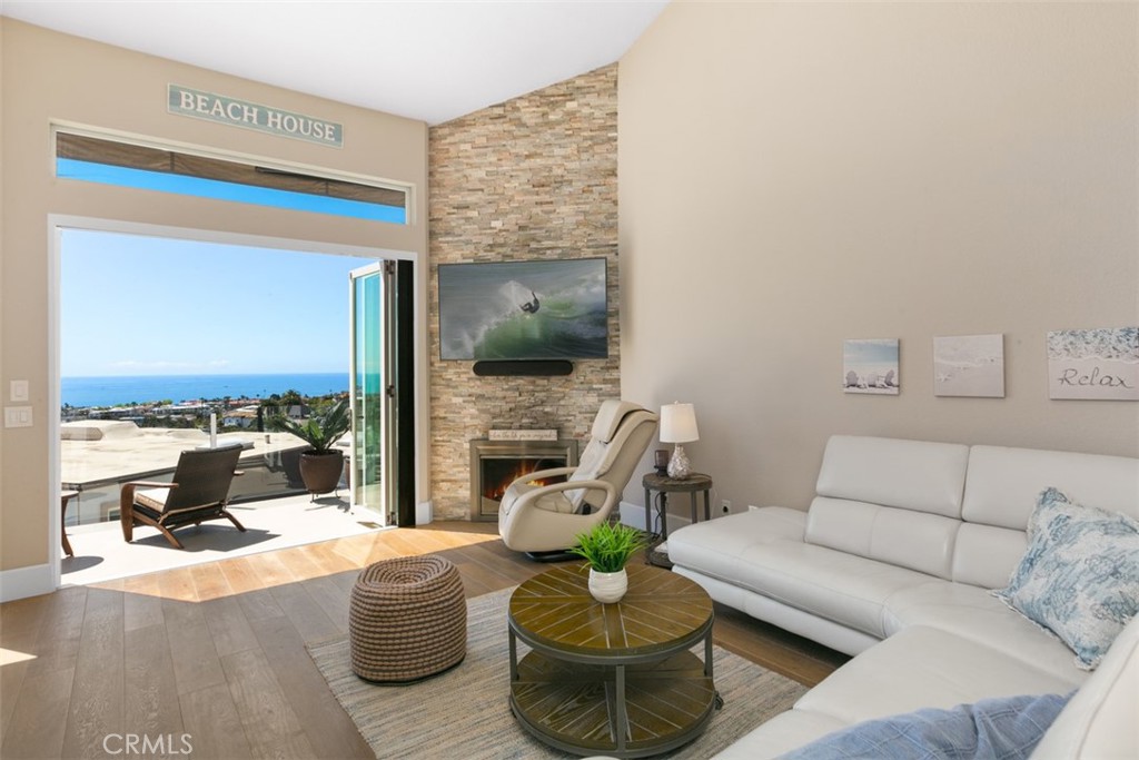 Casa Dana (CD) - Residential Lease