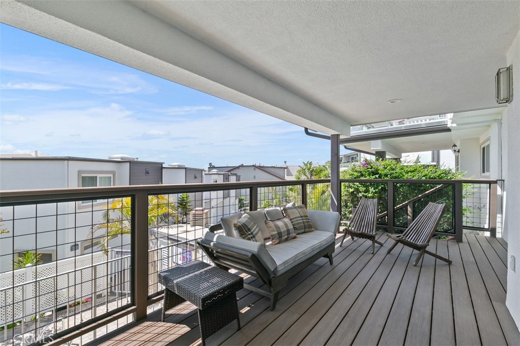 Casa Dana (CD) - Residential Lease