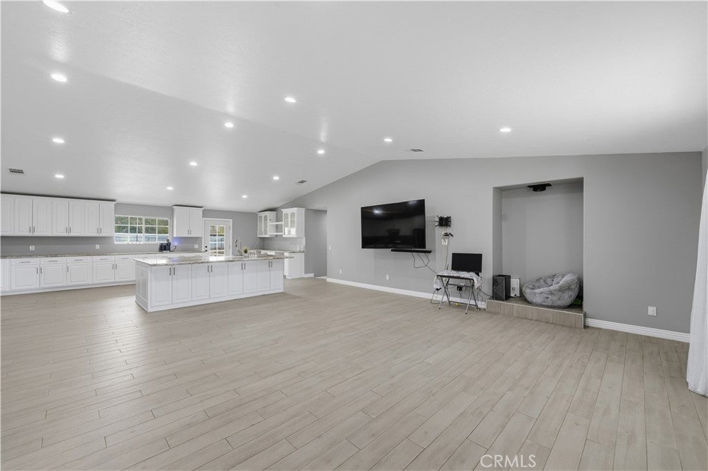 18060 Walnut Street