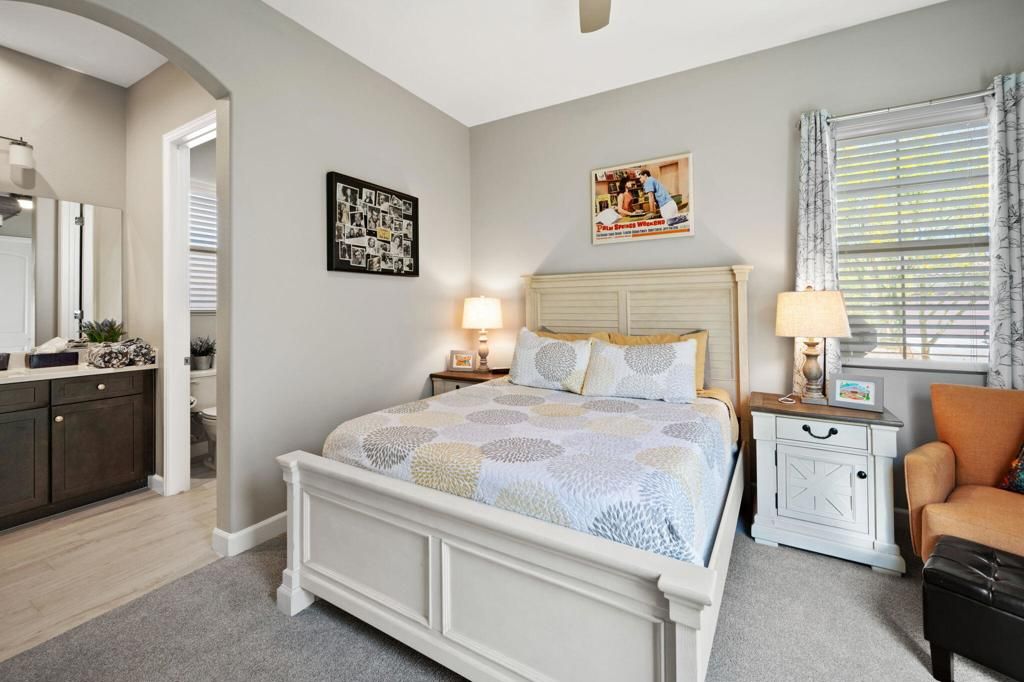 listing image 130721726788274025951