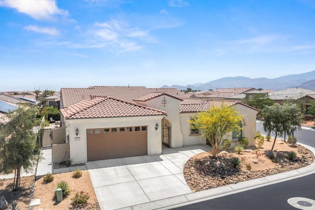 listing image 130722502102320221168
