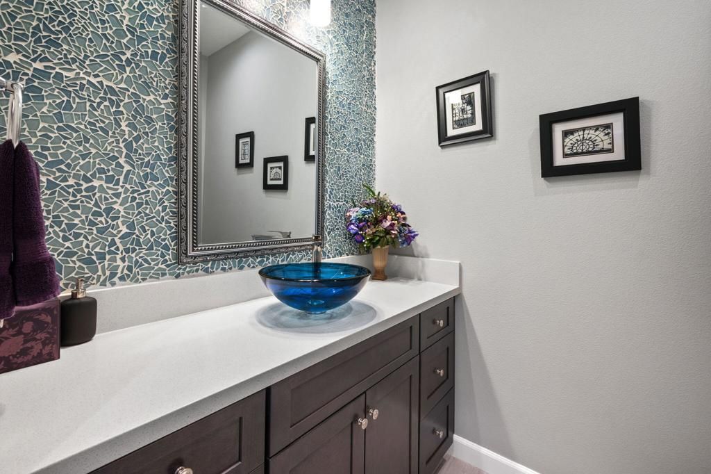 listing image 130720067878111144668