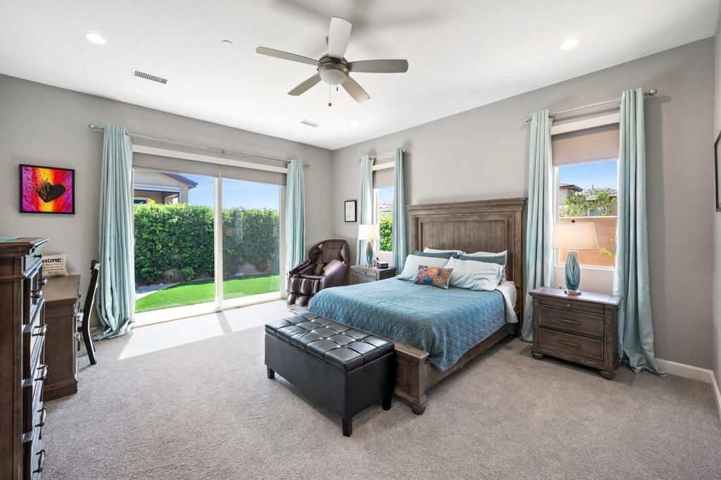 listing image 130728484956433749749