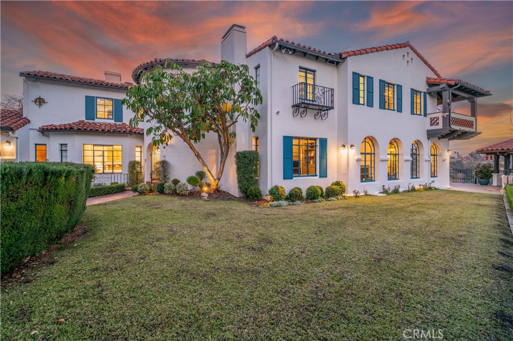 Properties 1 1812 Linda Vista Avenue