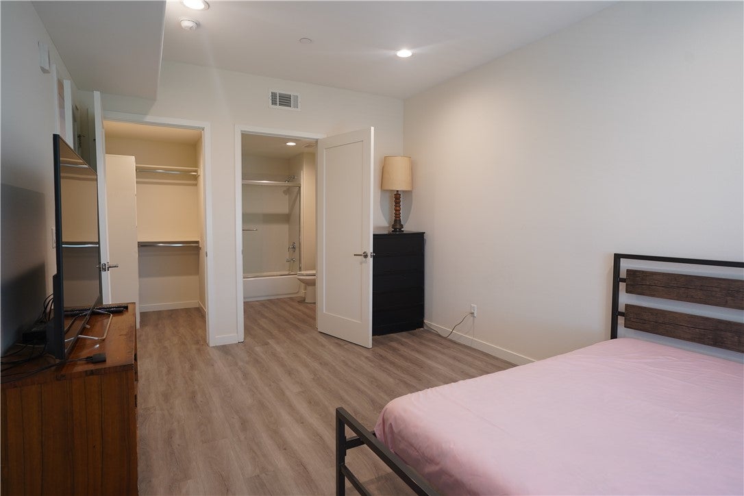 419 N Chandler Avenue 303
