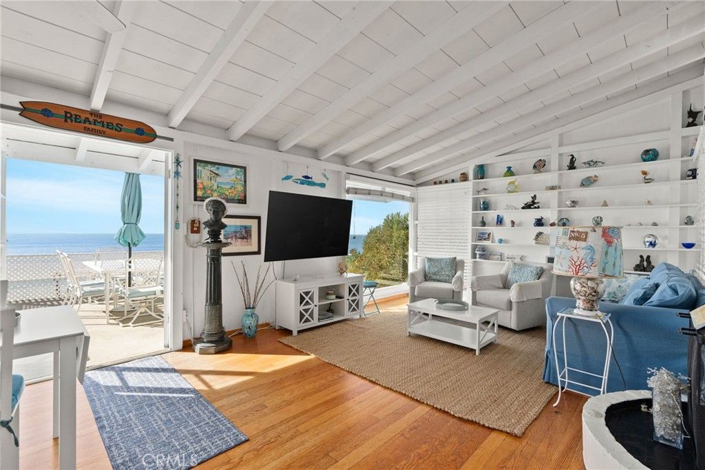 Photo of 31191 Monterey St, Laguna Beach, CA 92651 (MLS # OC26052537)