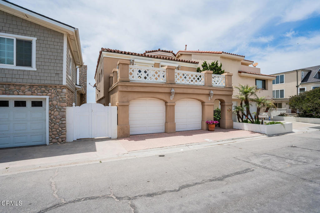 4165 Ocean Drive