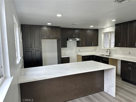 1021 E Gaillard Azusa CA 91702