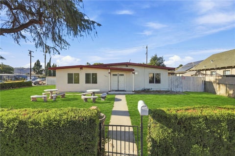 Photo of 2065 W Orange Grove AVE, Pomona, CA 91768 (MLS # PW26194985)