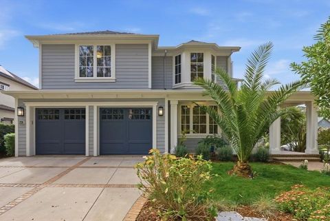 Photo of 231 Bayhill Road, Half Moon Bay, CA 94019 (MLS # ML82038721)