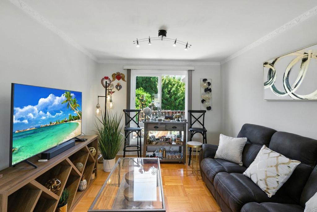 211 Anita Drive