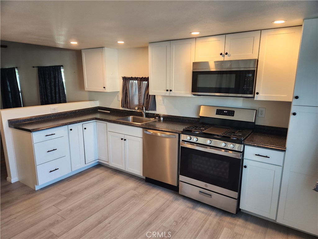 1255 Amethyst Avenue 21