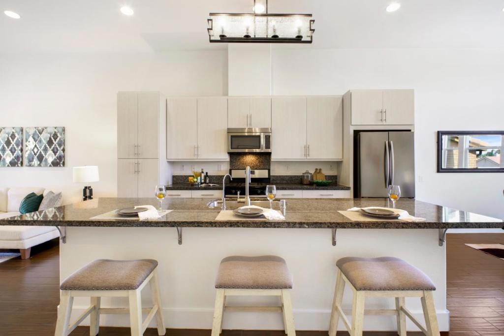 1336 N Capitol Avenue 6, San Jose CA 95132