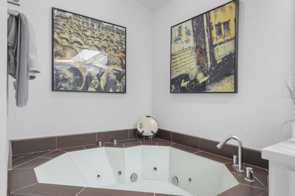 The Lakes Country Cl - Residential