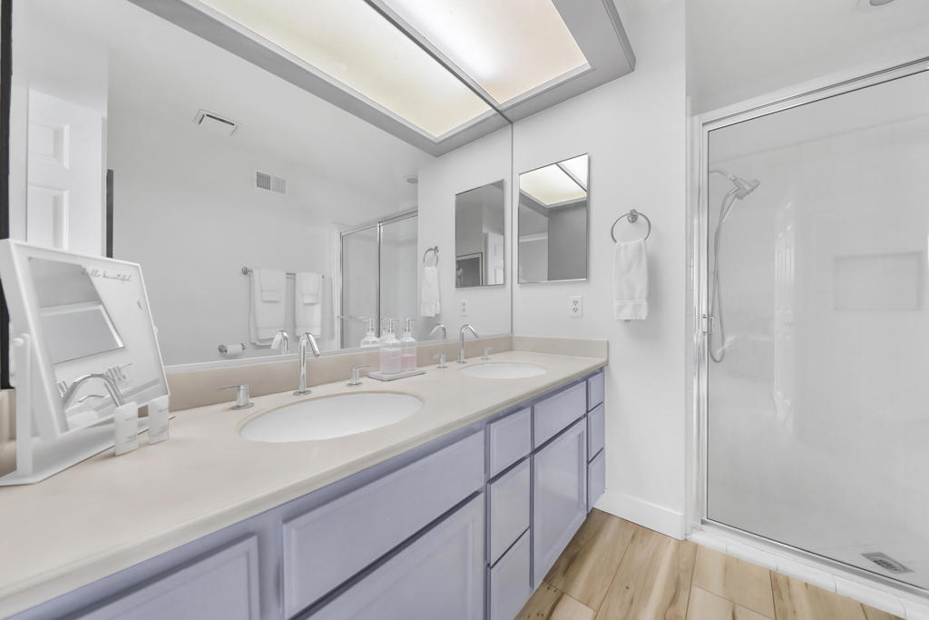 The Lakes Country Cl - Residential