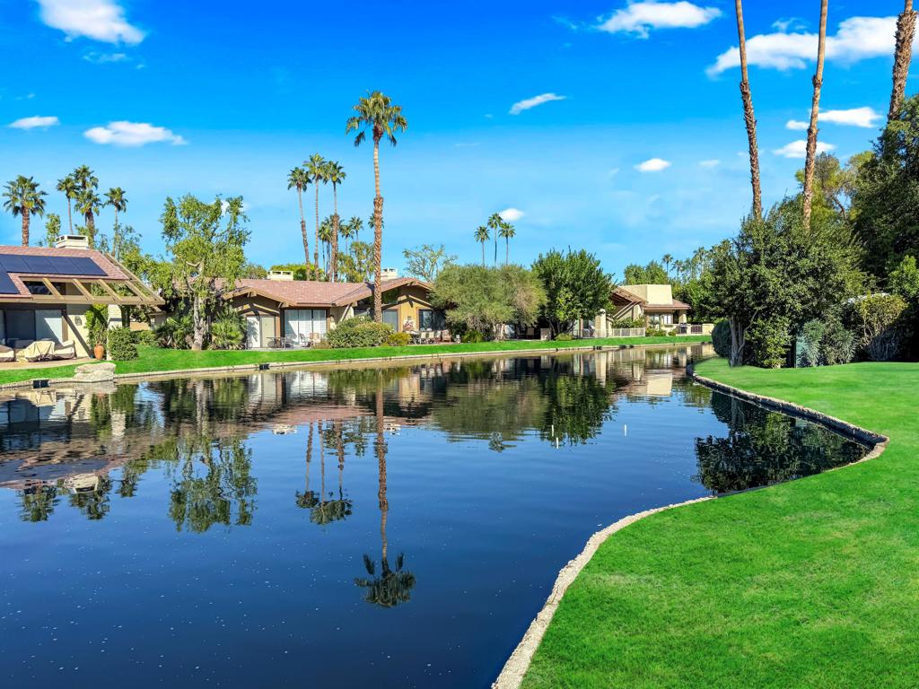 The Lakes Country Cl - Residential