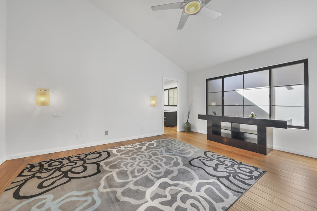 The Lakes Country Cl - Residential