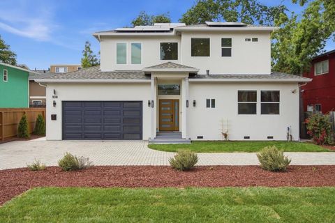 Photo of 308 Redwood Avenue, Redwood City, CA 94061 (MLS # ML82046408)