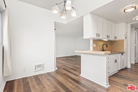 Photo of 6000 Canterbury Drive #I217, Culver City, CA 90230 (MLS # 26691129)