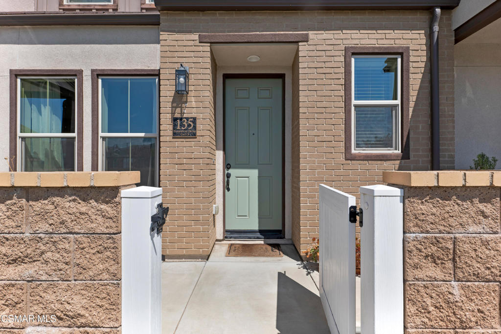 135 Farmhouse Drive 3