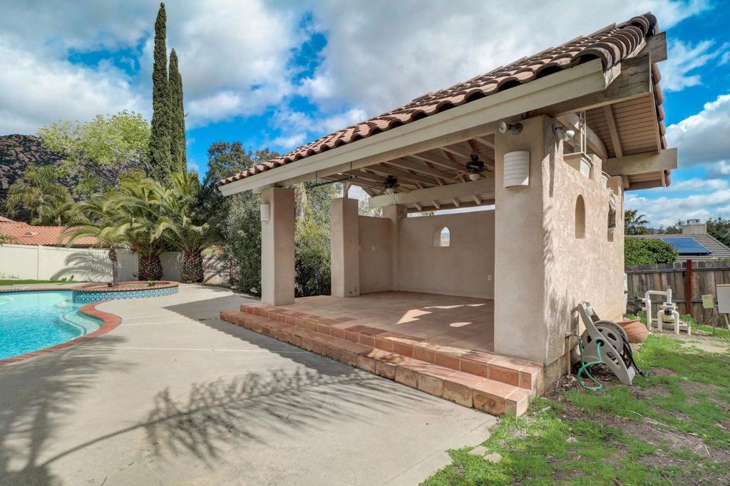 Ramona - Residential