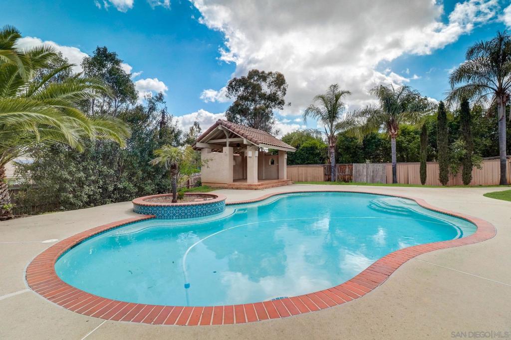 Ramona - Residential