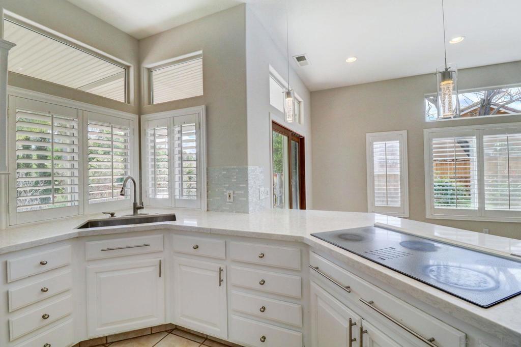 Ramona - Residential