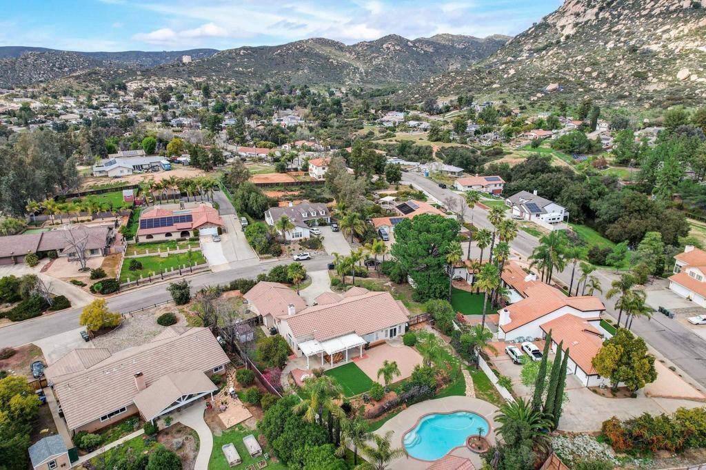 Ramona - Residential