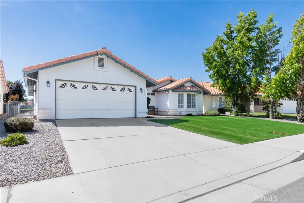 927 Saint Ann Drive