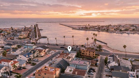 Tiny photo for 261 Hollywood Boulevard, Oxnard, CA 93035 (MLS # V1-39178)